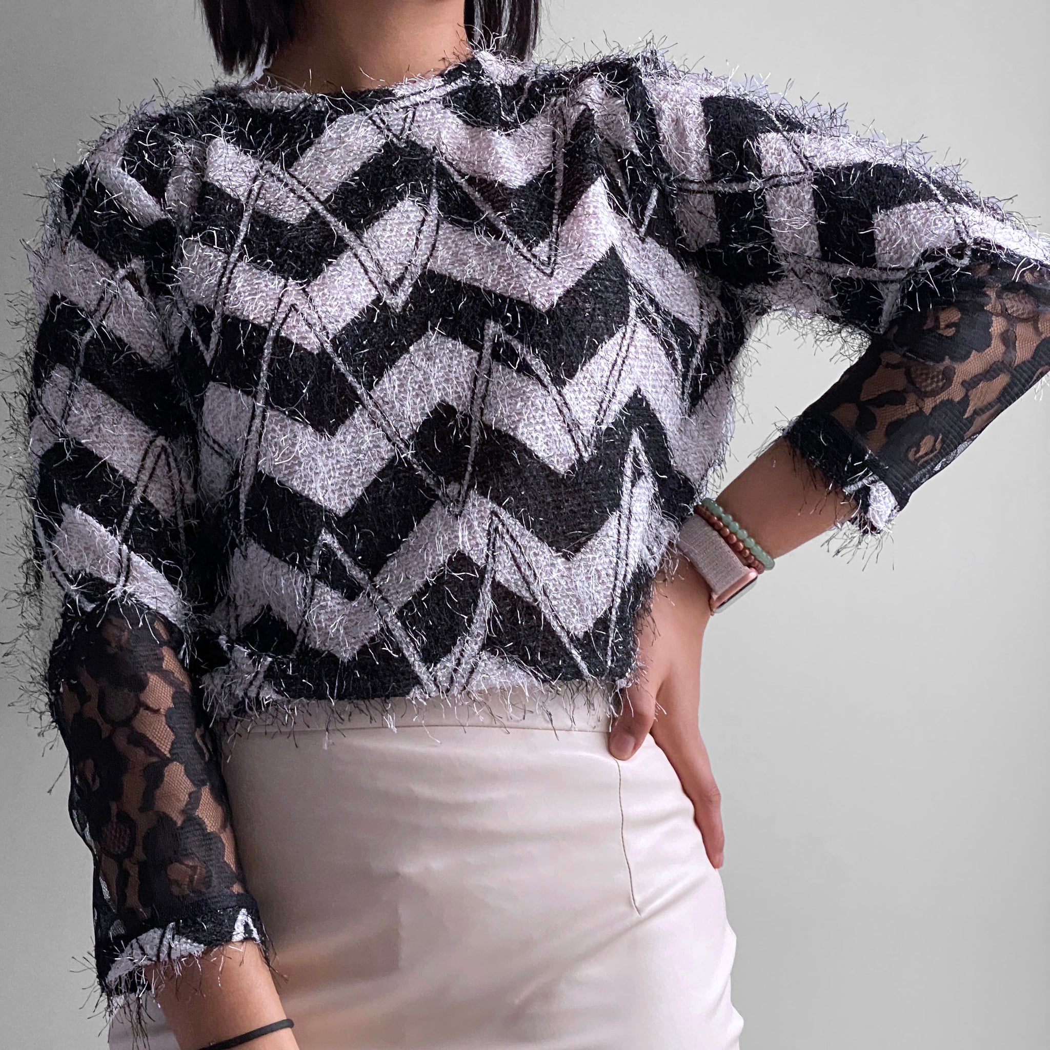 Pull manche en dentelle M Jb Couture